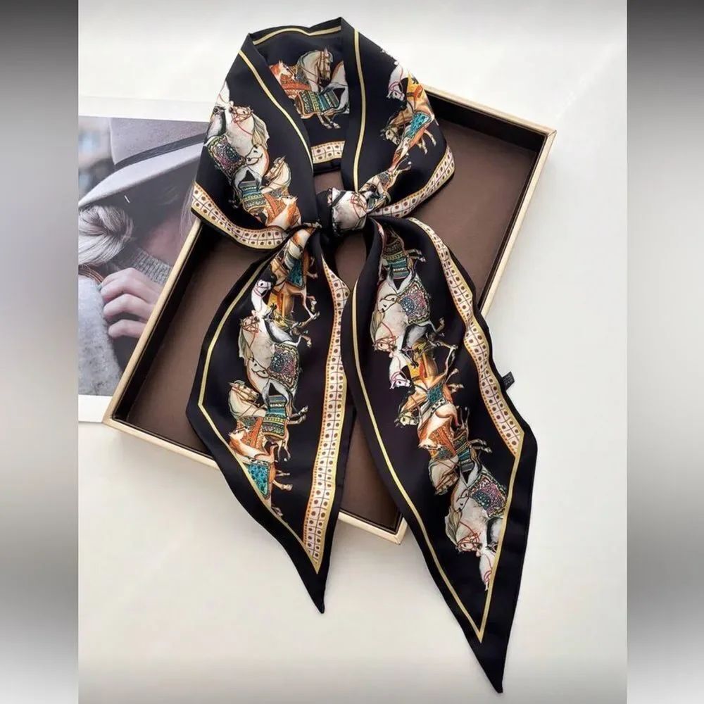 Black Equestrian Scarf M725